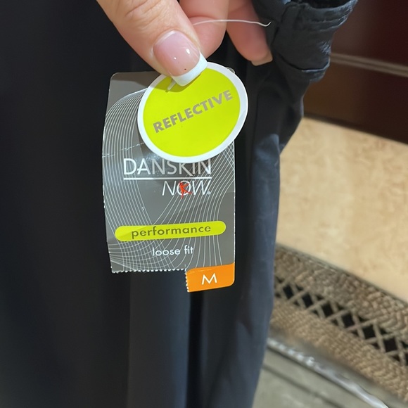 Danskin- Women Sports Tank - Picture 5 of 6